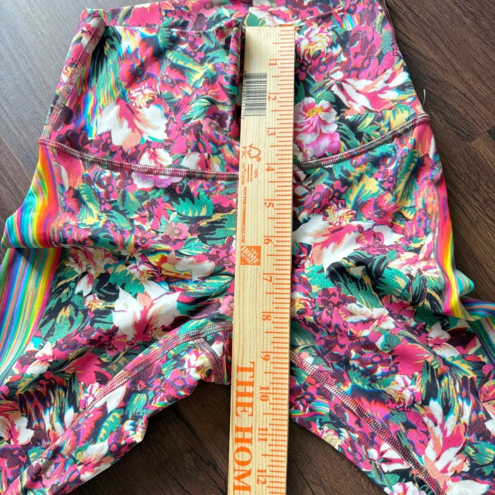 Lululemon Spectrum Wunder Under Hi-Rise Leggings Tights Nulux Rainbow Floral 2*